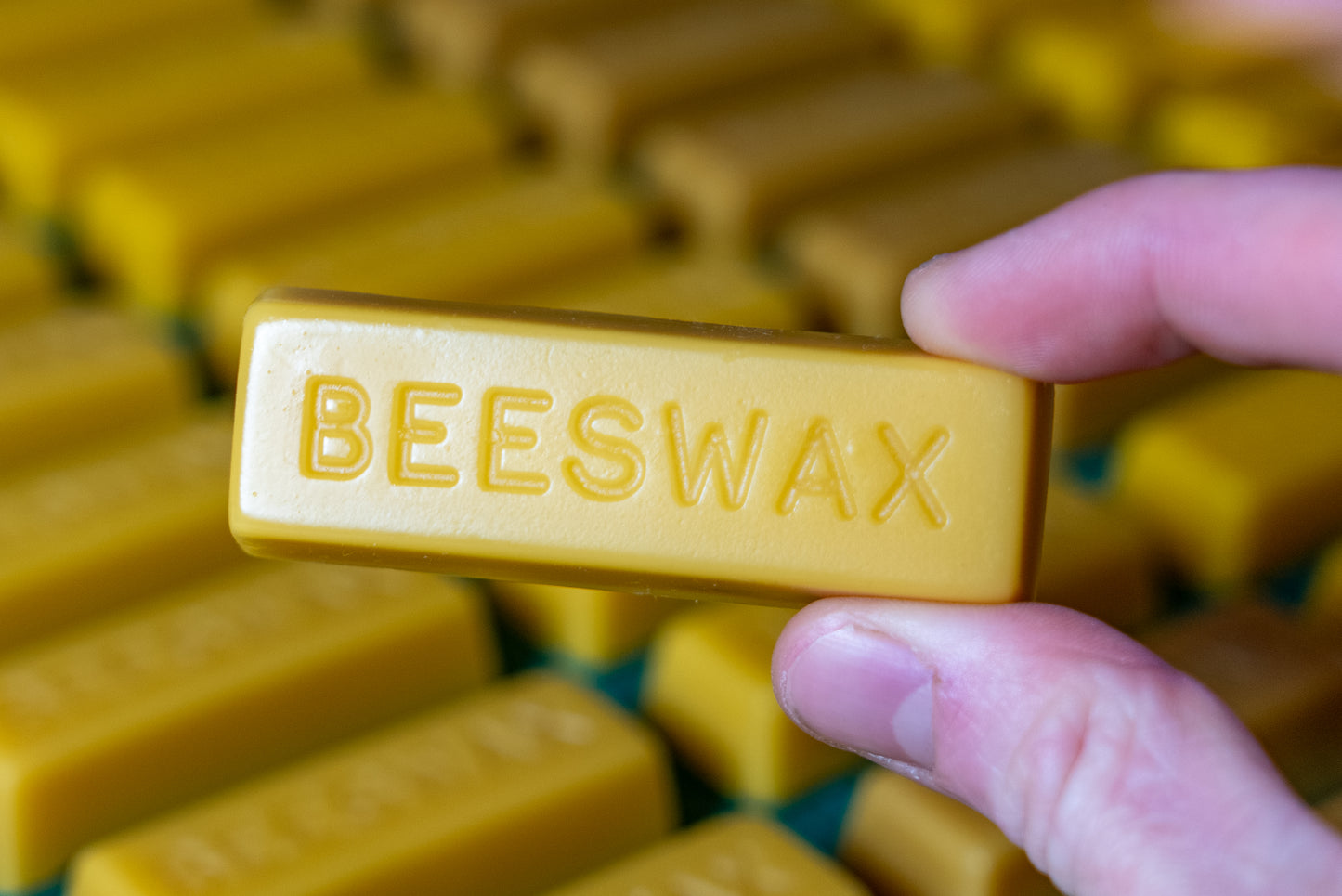 100% Beeswax for craft projects 1oz/28g block